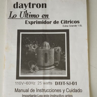 Juguera de poco uso, en buen estado. Exprimidor de naranja agria, limones. Se puede pagar en cup y transferencia. - Img 122700218