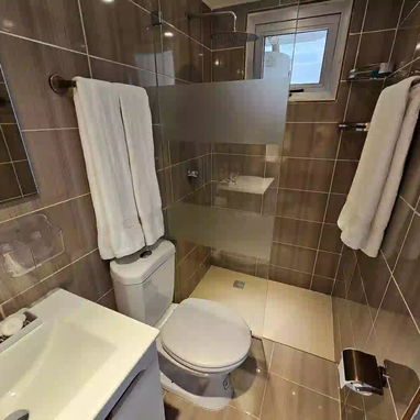 🛏️Lujoso Apartamento con Vistas al Malecón en el Vedado REF 1228 - Img 71074596
