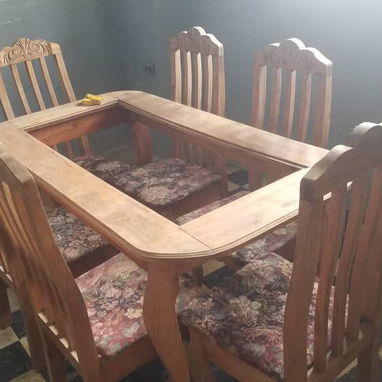Juego de comedor  con detalle, Máquina de Coser  electrica  y Literade hierro - Img 122723679