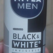 Desodorantes Niveas en Spray Black & White XXL, frasco de 250ml. - Img 57047497