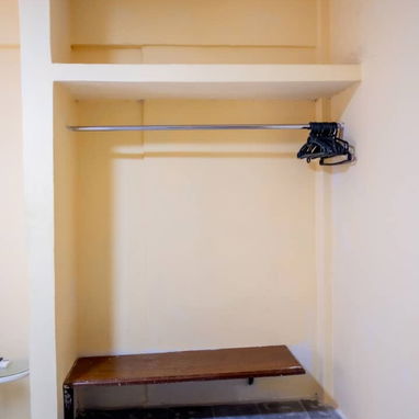 Vendo apart de 1 habitación en Plaza por Tulipan y Boyeros - 6/10