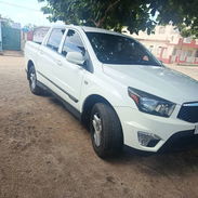 Vendo o negocio o camioneta Nissan diésel 2020 - Img 56145289