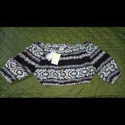 Blusa blanca y negra tejida. Talla M - Img 54402241