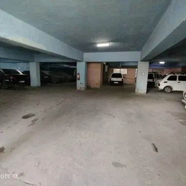 Apto en 20 de mayo , 3er piso - 8/9