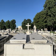 Panteion en el cementerio - Img 55353836