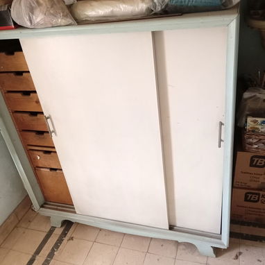 EN VENTA JUEGO DE SALA ANTIGUO Y OTROS MUEBLES. TODO EN BUEN ESTADO. BUENOS PRECIOS CON DESCUENTO PARA TRANSPORTE !!! - 8/10