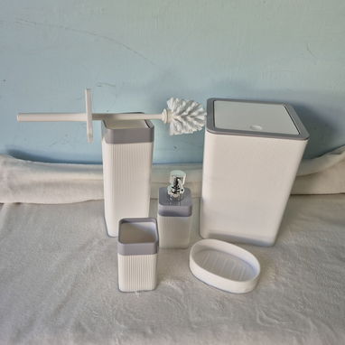 Juego de accesorios para baño  – 5 piezas (cv) - Img 106059124