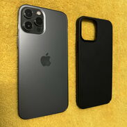 iPhone 12Pro Max como nuevo,batería en 100% la original ,lo vendo o lo cambio solo por iPhone menor y vuelto - Img 45588720