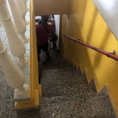 Se Vende una casa .en Marianao calle 130,/65 y 67 frente al parque de mismo 130 - 9/10