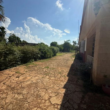 PROPIEDAD A 10 MINUTOS DE LA HABANA - 4/10