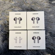 Samsung Galaxy Buds 4. Sellado en caja - Img 56746814