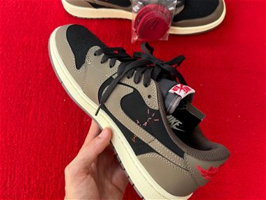 Nike Jordan Retro Low Travis - Img 67775214