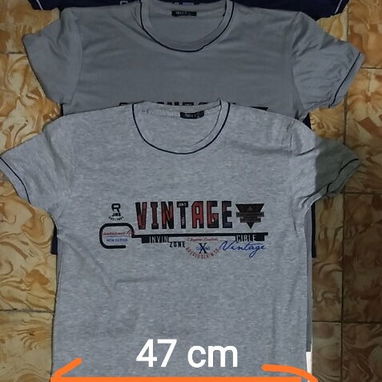 Vendo bermudas de hombre en 5000, pulover en 3500 - Img 113819990