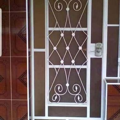 Se confecciona rejas para la seguridad de su familia y hogar - 8/10