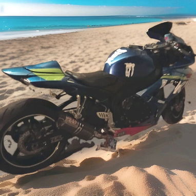 Blue 2007 Suzuki Gsxr 750 With 29,000 Miles. Nothing Wrong With Bike Runs Great - 2/2