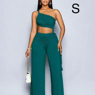 Diversidad de diseños de pantalones y más - Img 122099757