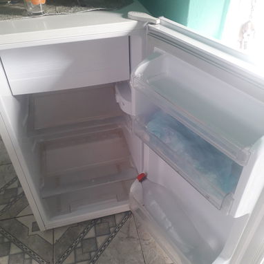 Vendo minibar en buen estado, 200 usd - 2/3