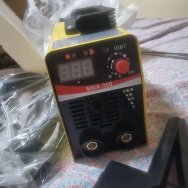 Planta de soldar MMA 300--- 110 USD - Img 118683150