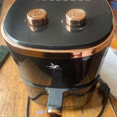 Vendo freidora nueva en su caja - 3/3