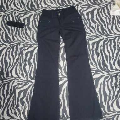 pantalón campana de niña, pantaloneta de niña, pantalones de adolescentes, pantalon juvenil, pantalones negros de mujer - Img 120259740