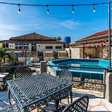 Casa de renta con vistas al mar. - Img 113816025