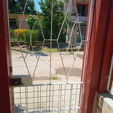 Se vende casa preciosa en Guanabacoa - 2/4