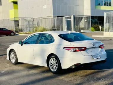 Toyota Camry Hybrid 2019 disponible para Cuba - Img 68447389