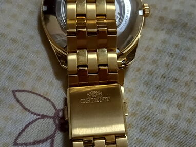 Reloj de pulsera Orient dorado - Img 63867792