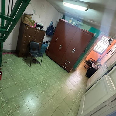 #20 Centro Habana 🙏🏽🍀🏠 Es puerta calle   Consta de : Telefono fijo ☎️  Agua 24/7 con disponibilidad de cisterna y mo - Img 122330248