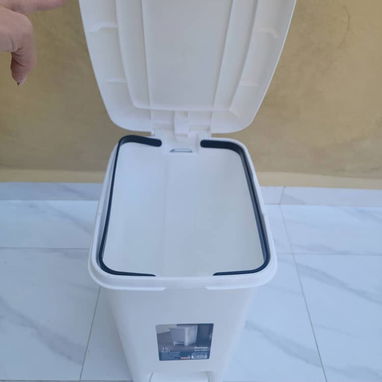 🗑️Cestos de pedal para basura 15 litros ✅Solo blanco 🏷️6000 - Img 117856922