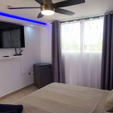🏠 Hostal De Lujo Sevillano. Confort Total con Wifi incluído y Energía Eléctrica las 24 horas.Capacidad para 14 personas - Img 116850240