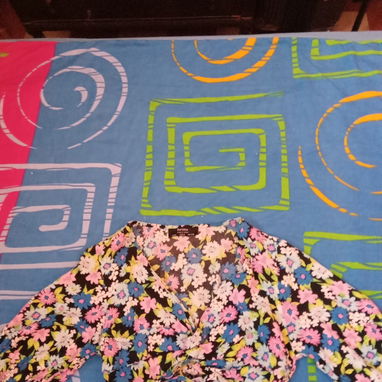 Juego Saya Shor de  flores  talla S. Marca  BERSHKA. Juego blanco  talla S . Marca Forever 21 - Img 120279735