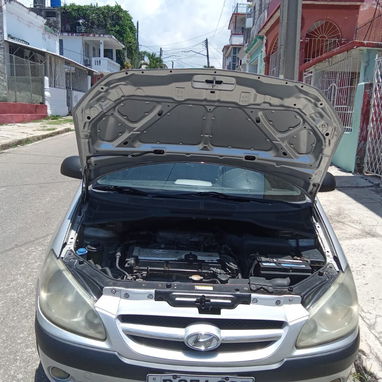 Auto Hyundai del año 2009 - Img 123876567