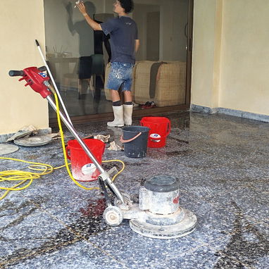 Brigada de pintores. Más de 10 años de experiencia. Restauración y mantenimiento - Img 123368466