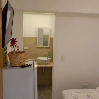 Venta de casa en el vedado  MH-797 - Img 106993314