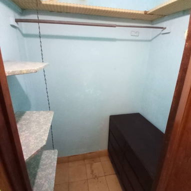 Se vende apto en calle Linea. Amplio, bonito y en buen estado - Img 105818130