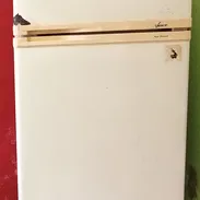 Vendo refrigerador Vince de uso funcionando con maquina nueva - Img 57600470