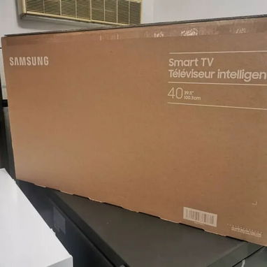 Smart TV 40 pulgadas Samsung Full HD + Soporte Giratorio Precio $280 USD Mensajería Incluida - Img 121854890