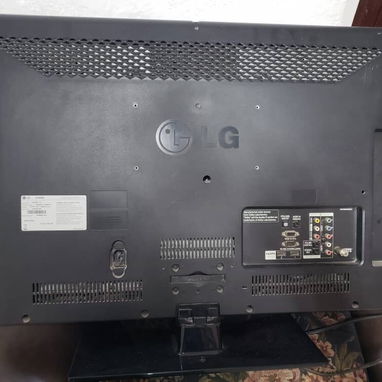 Televisor LG - 2/5