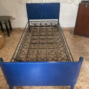Se vende cama con bastidor de muelles - Img 45594055