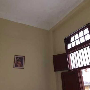 #41- 📍*SE VENDE O SE PERMUTA APTO EN C.Habana EN CALLE LEALTAD A UNAS CUADRAS DEL AMEIJEIRAS* 📍*SU CONSTRUCCIÓN ES CAP - Img 121851000