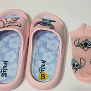 Par de Sandalias Stitch + 2 pares de Medias Stitch + 3 Llaveros Stitch - Img 56787953