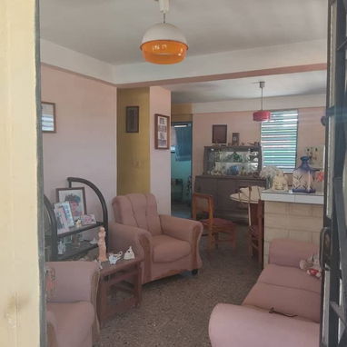 Venta de casa ubicada en Lawton - 3/10