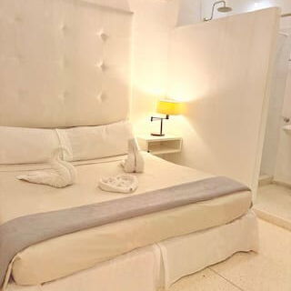 En La Habana, Cuba. 1 habitación king size con baño privado. - Img 122797476