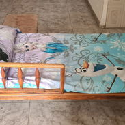 SE VENDE CAMA DE MADERA PARA NIÑOS PEQUEÑOS - Img 58321502