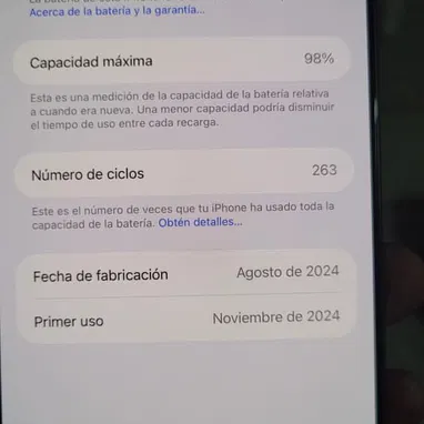 iPhone 16 Pro Max libre de fabrica, 256gb y batería en 98. Pantalla y tapa trasera cambiada - Img 123079649