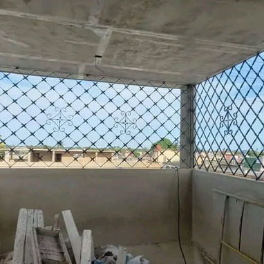 Herrero carrillo (puertas, ventanas, rejas de protección y mucho más) - 3/7