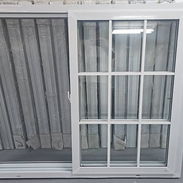 ventanas de PVC importadas 💯% calidad con malla anti bichos y no permite k traspase el ruido 🔕 del exterior varias med - Img 56032877