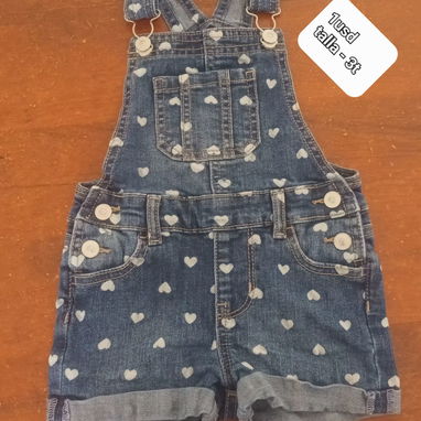 Ropita de niña y niño. Precio y talla en las fotos. Me puedo ajustar ;) - 2/10