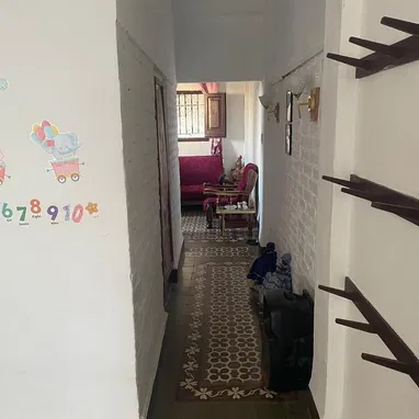 Casa en venta – Playa ( 19 y 64) – Interior en primer piso con escaleras y garaje - Img 118343286